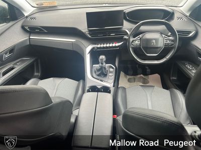 2022 Peugeot 5008