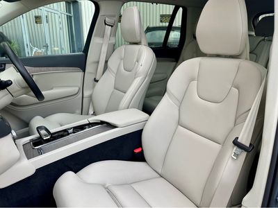 2022 Volvo XC90