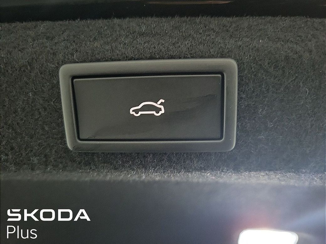 2025 Skoda Superb