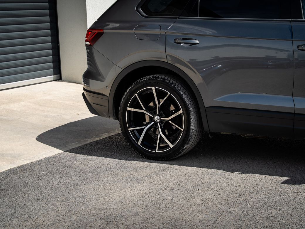 2022 Volkswagen Touareg