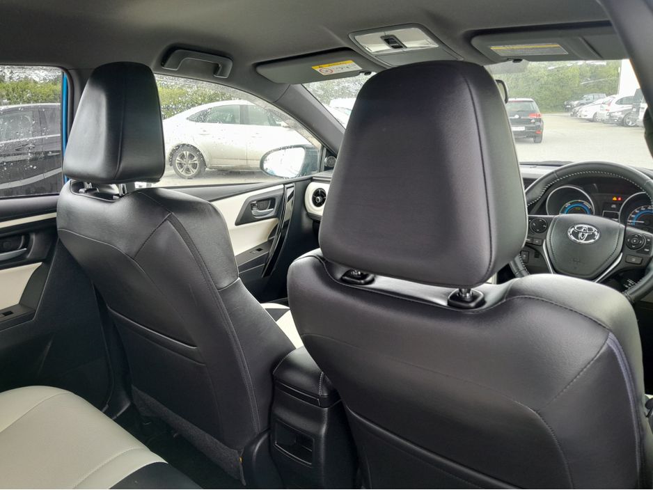 2017 Toyota Auris