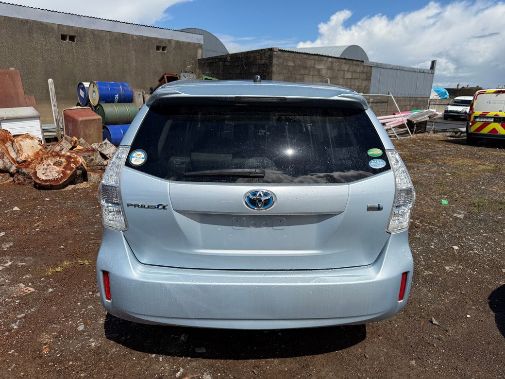 2013 Toyota Prius Alpha