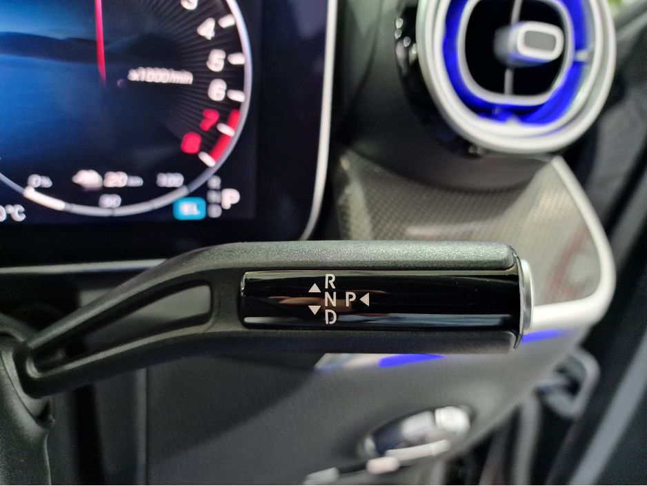 2024 Mercedes-Benz GLC Class