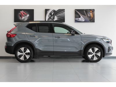 2023 Volvo XC40