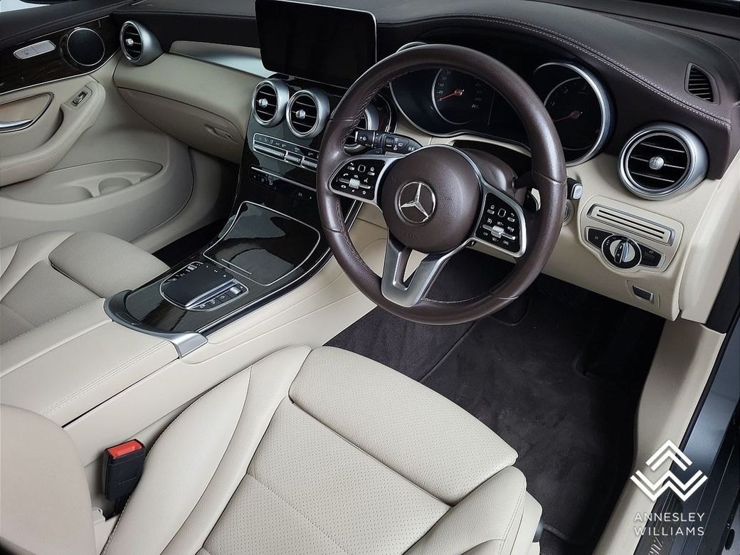 2022 Mercedes-Benz GLC Class