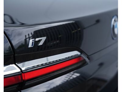 2024 BMW i7