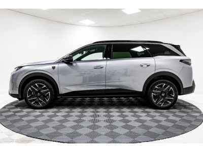 2025 Peugeot 5008