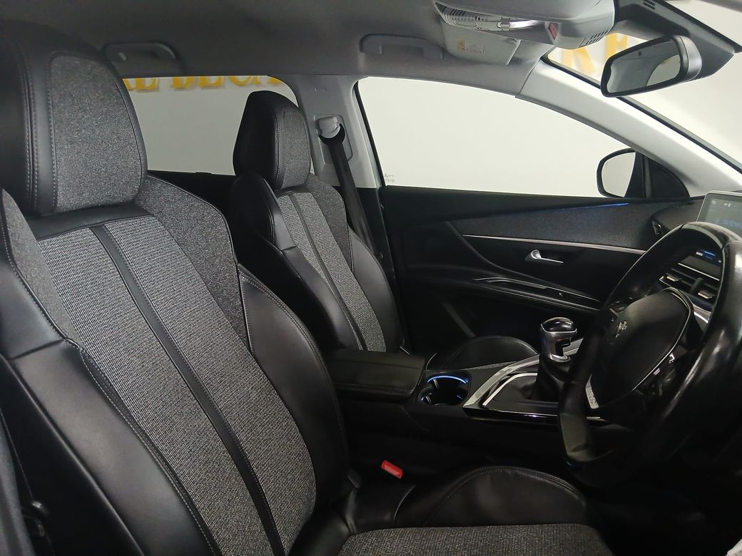 2019 Peugeot 5008