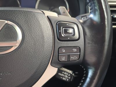 2020 Lexus IS 300h