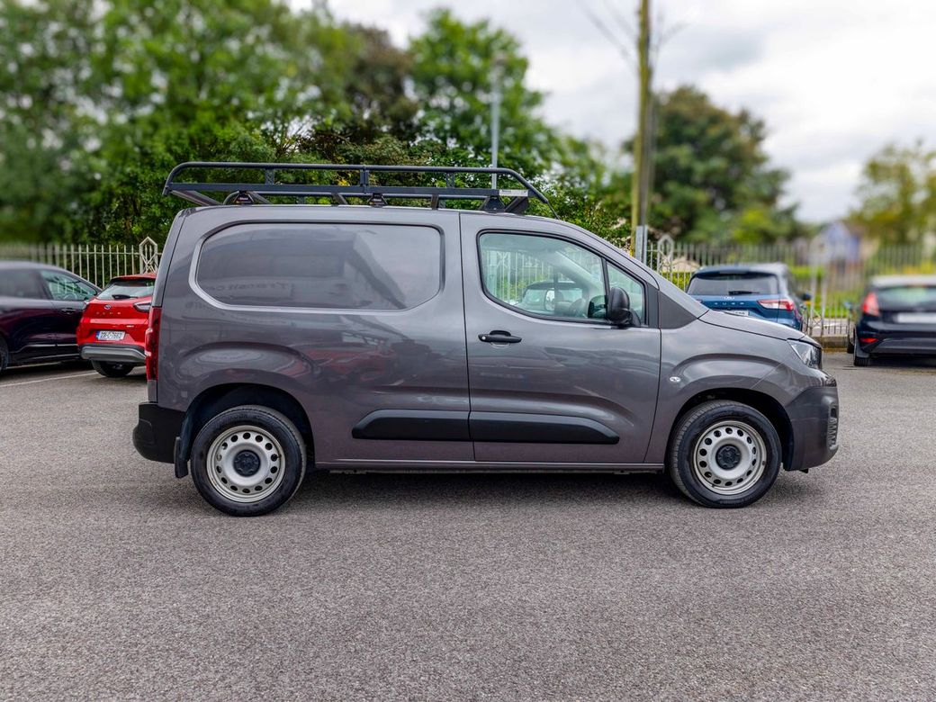 2020 Peugeot Partner