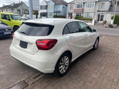 2017 Mercedes-Benz A 180