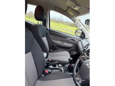 2016 Mitsubishi L200