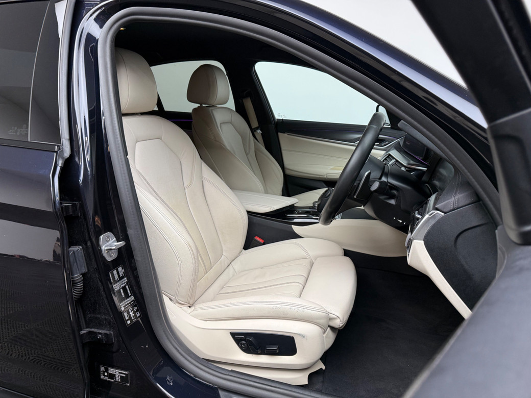 2022 BMW 5 Series