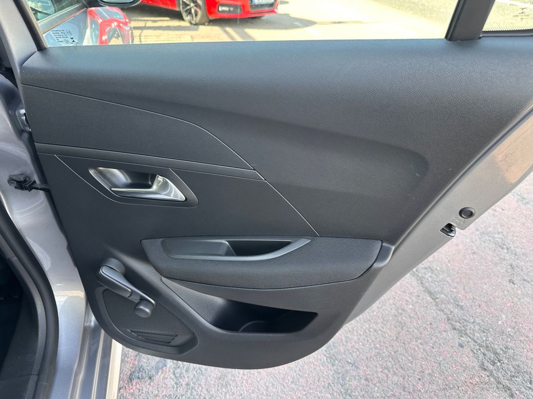 2020 Peugeot 208