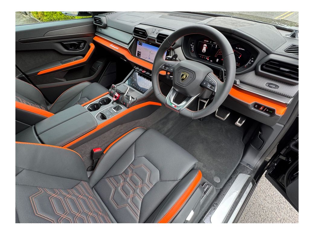 2025 Lamborghini Urus