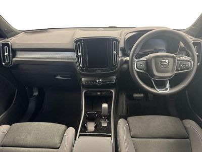 2026 Volvo EX40