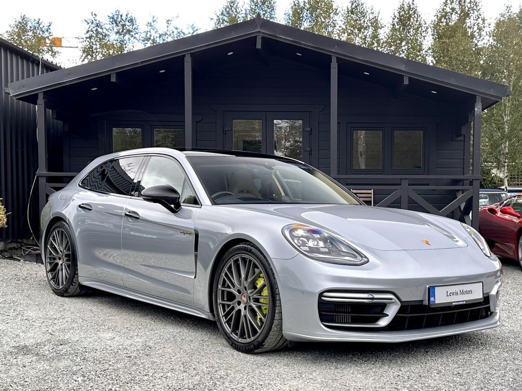 2023 Porsche Panamera