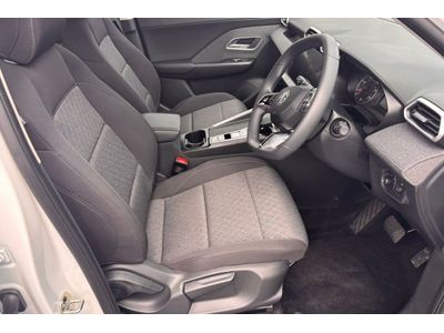 2025 MG ZS