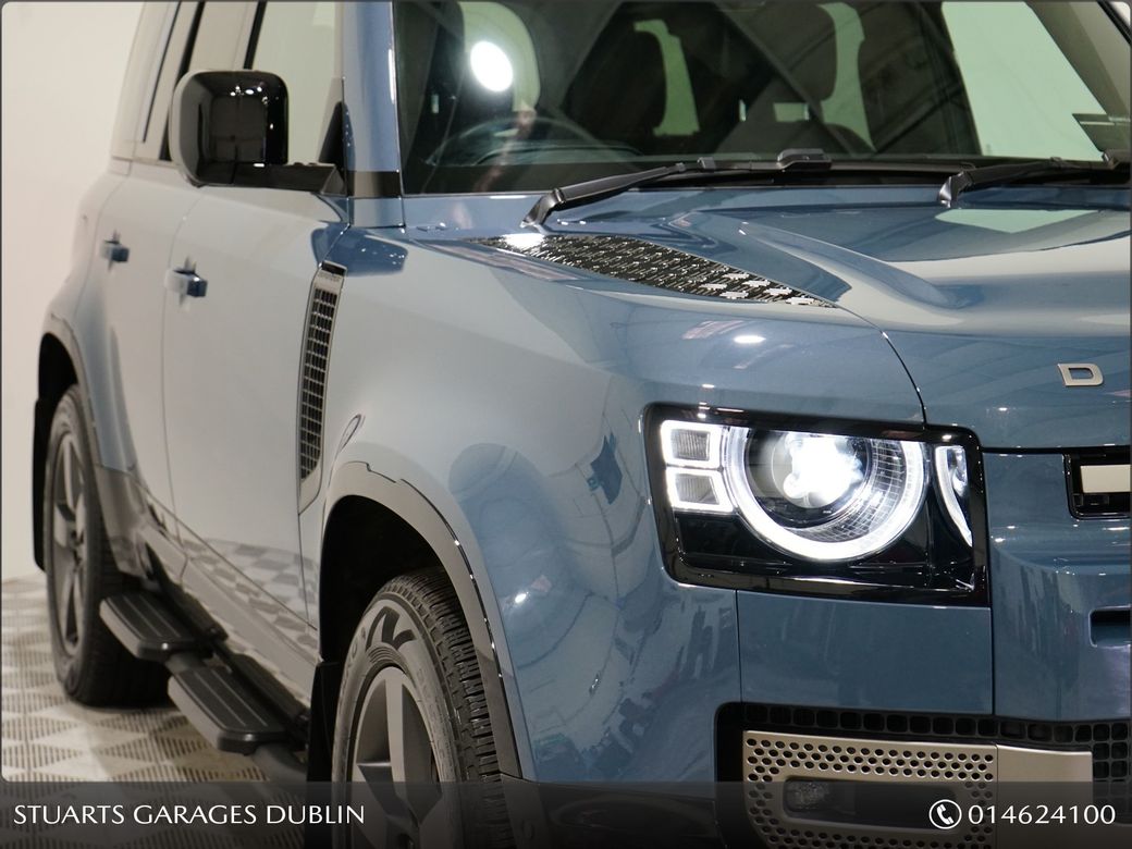 2025 Land Rover Defender