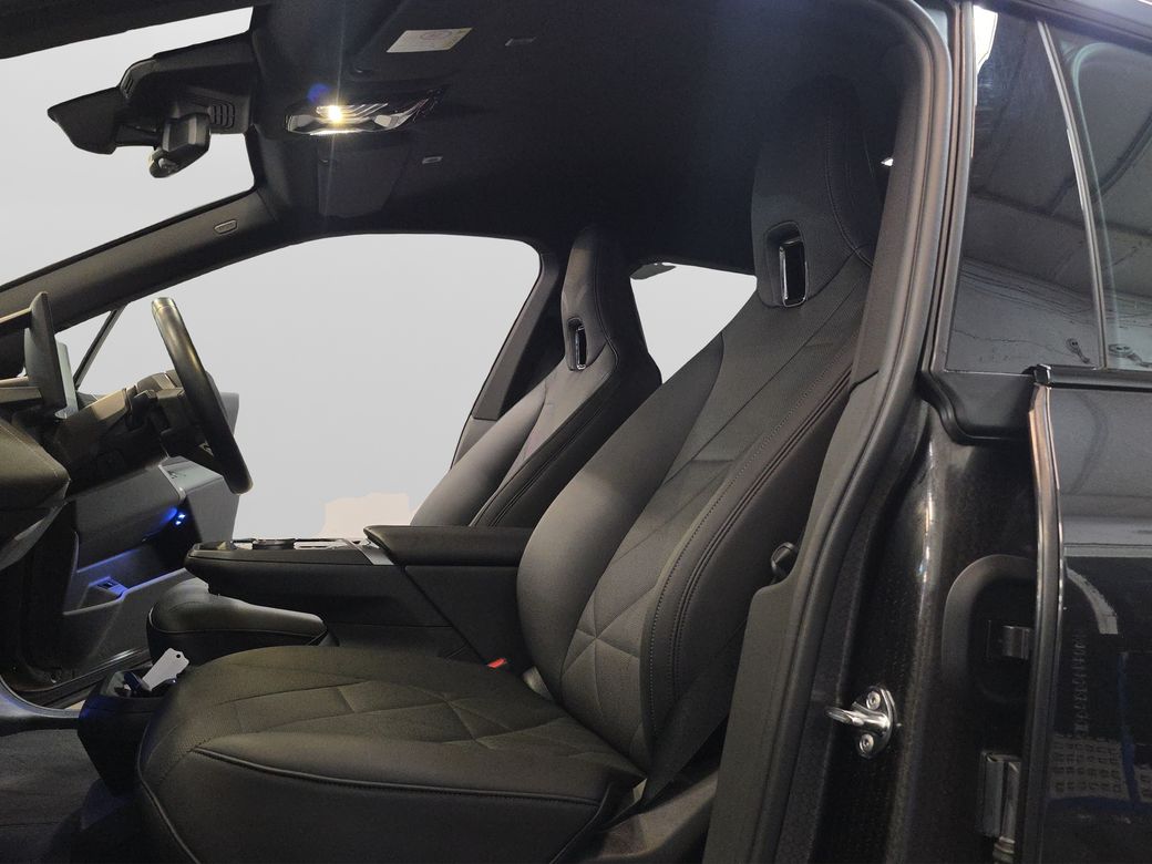 2025 BMW iX