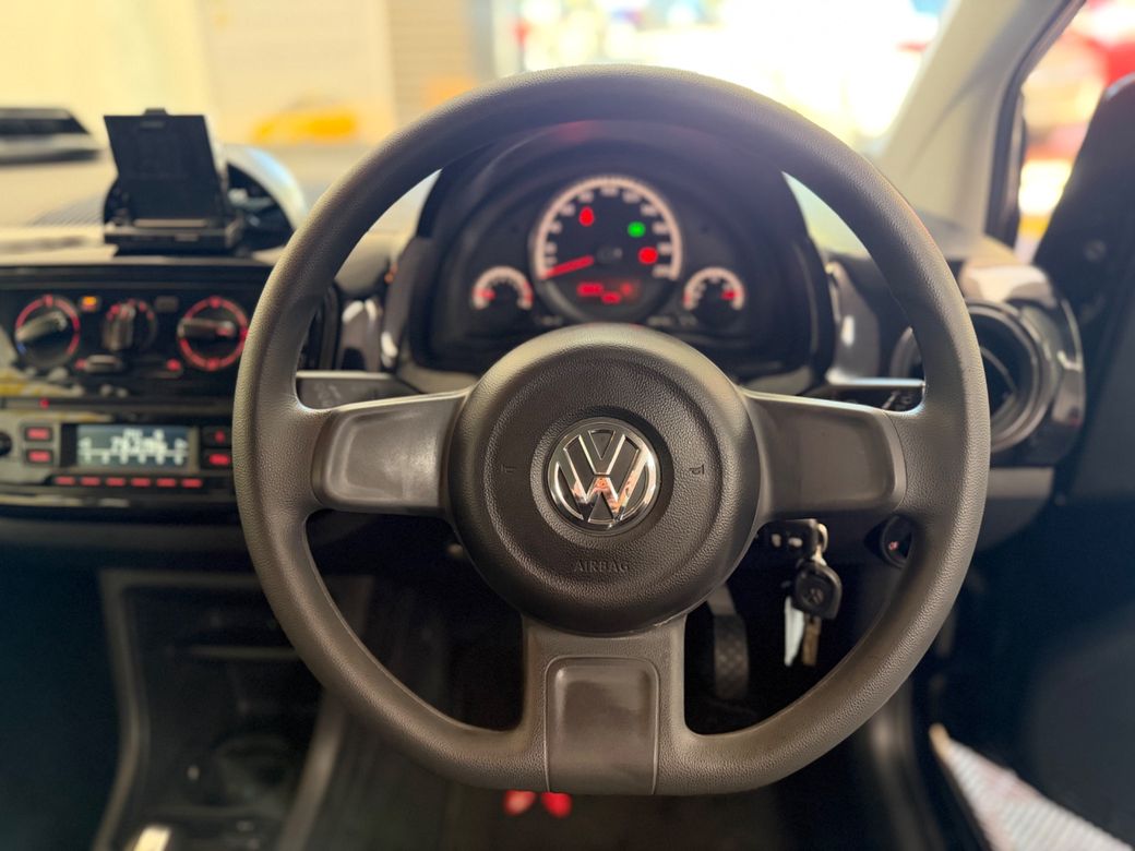 2015 Volkswagen up!