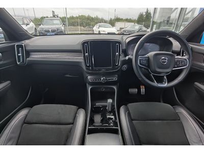 2021 Volvo XC40