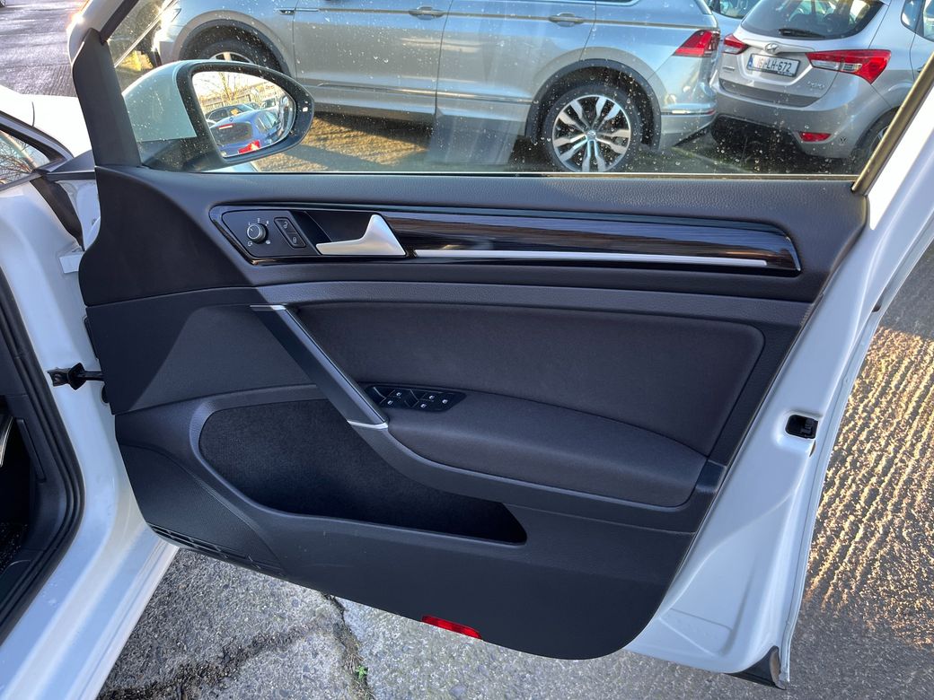 2019 Volkswagen Golf