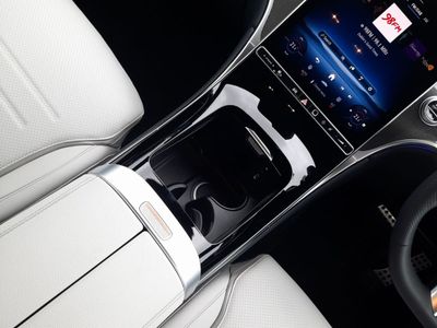 2025 Mercedes-Benz GLC Class