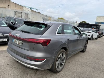 2022 Audi e-tron