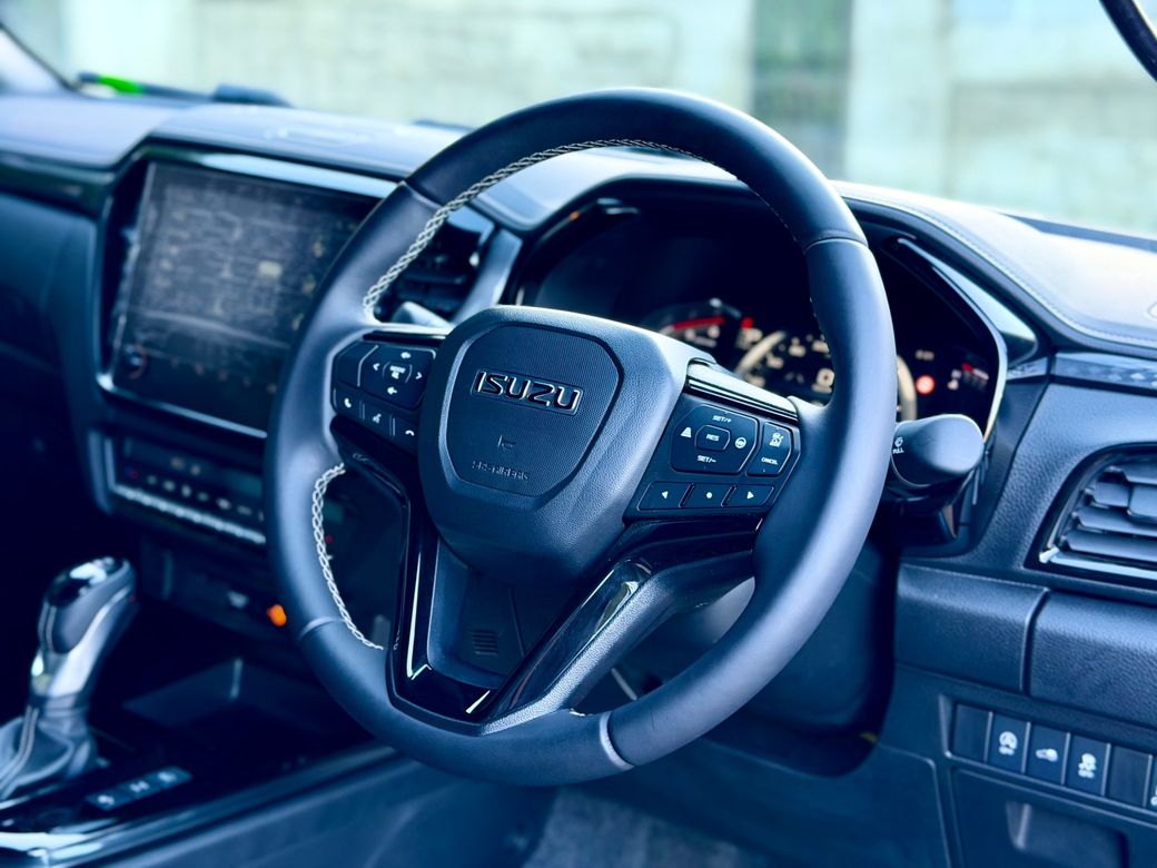 2025 Isuzu D-MAX