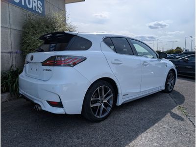 2017 Lexus CT 200h