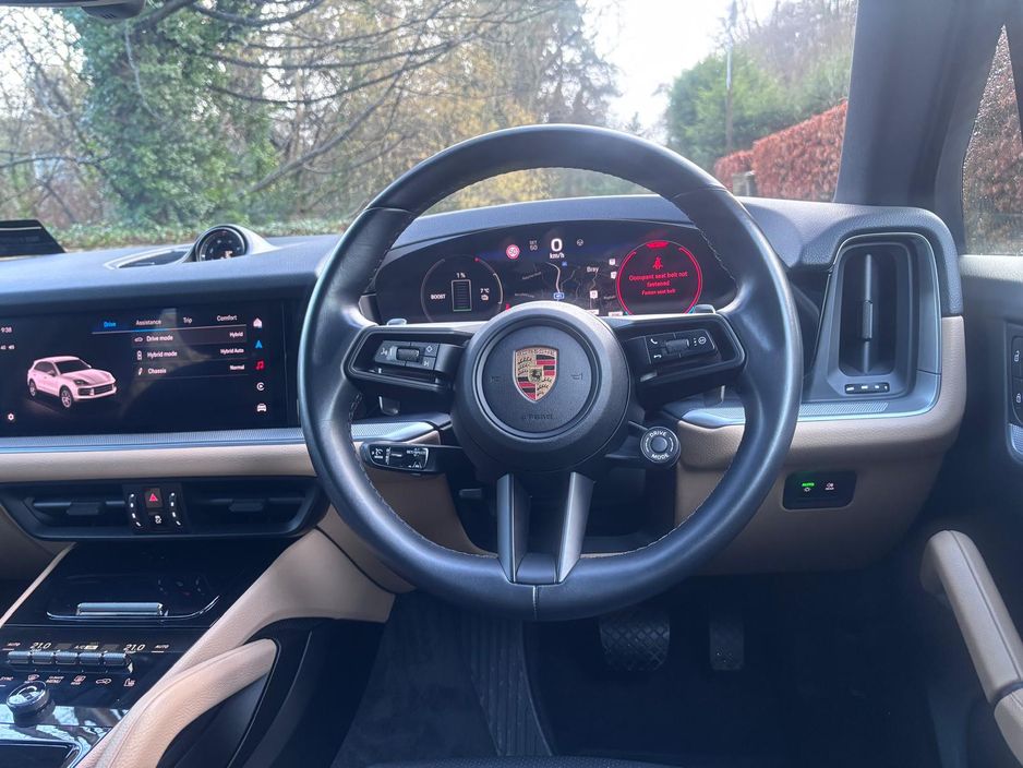 2023 Porsche Cayenne