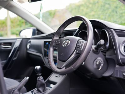 2016 Toyota Auris