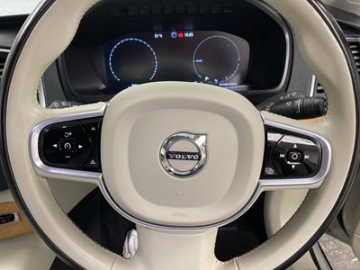 2022 Volvo XC90