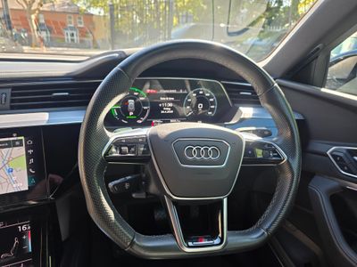 2021 Audi e-tron