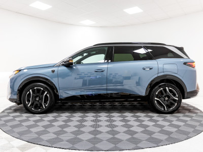 2025 Peugeot 5008