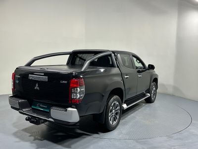 2020 Mitsubishi L200