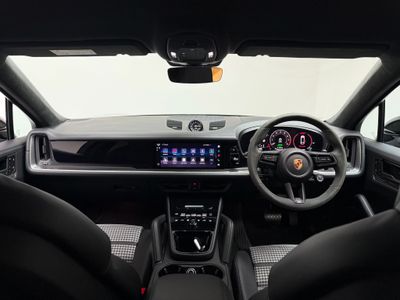 2026 Porsche Cayenne