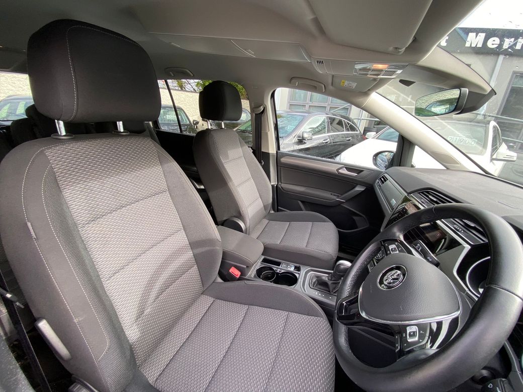 2020 Volkswagen Touran