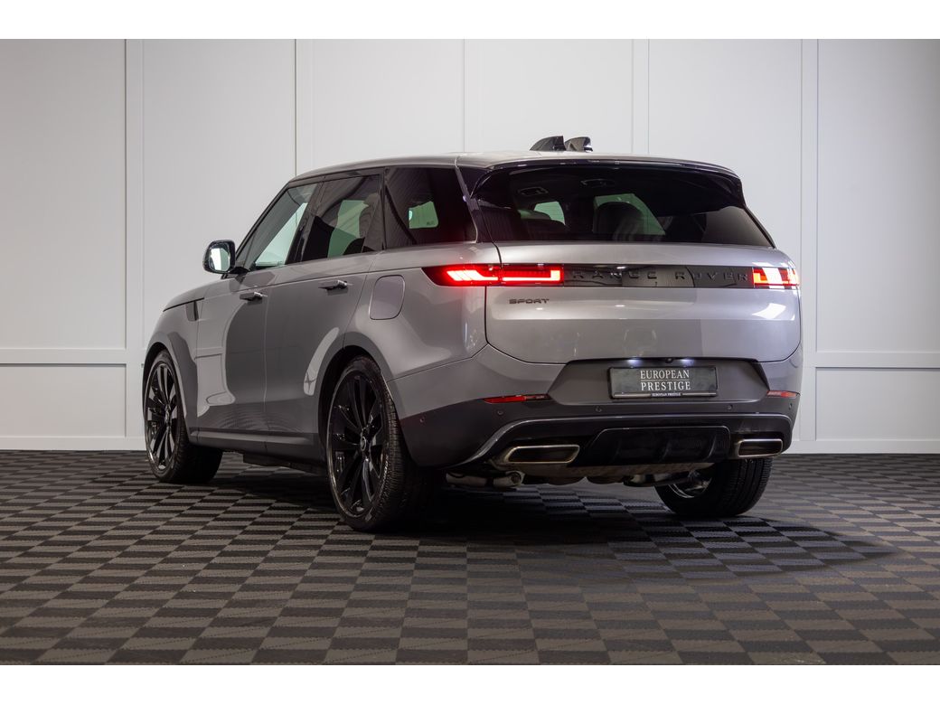 2025 Land Rover Range Rover Sport