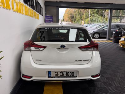 2016 Toyota Auris