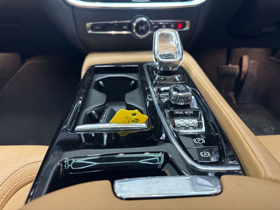 2021 Volvo V60