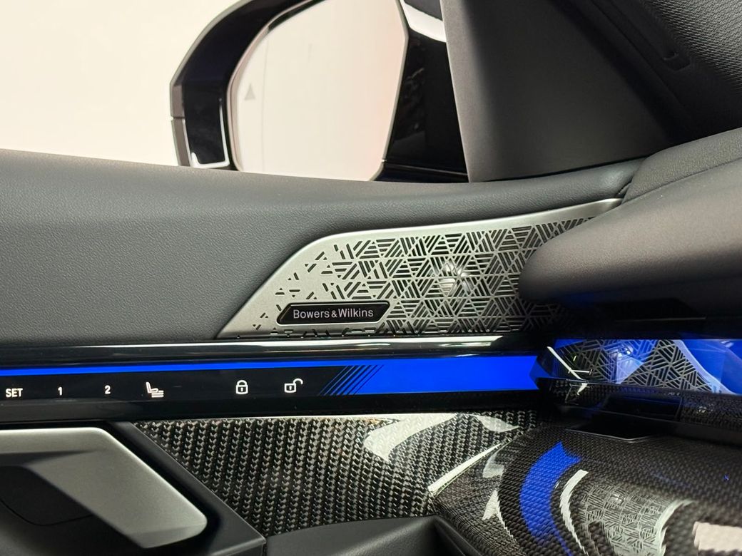 2025 BMW M5