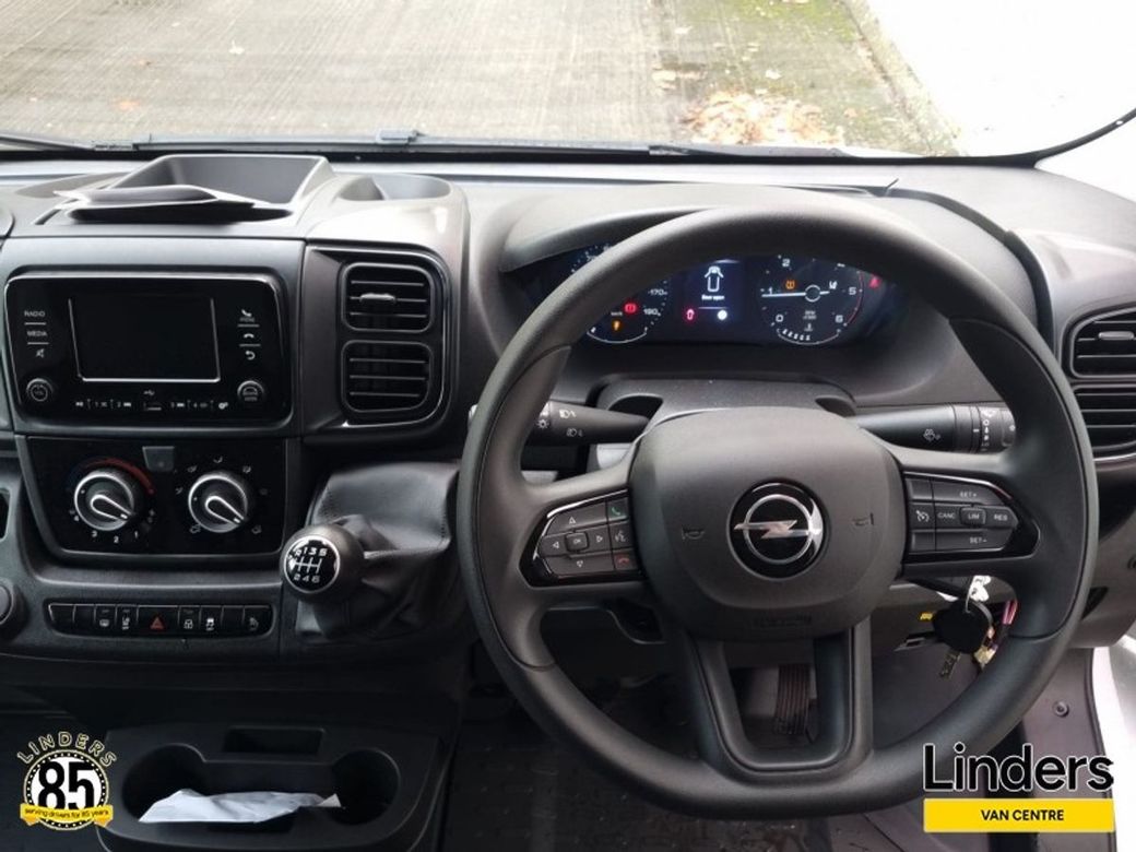 2026 Opel Movano