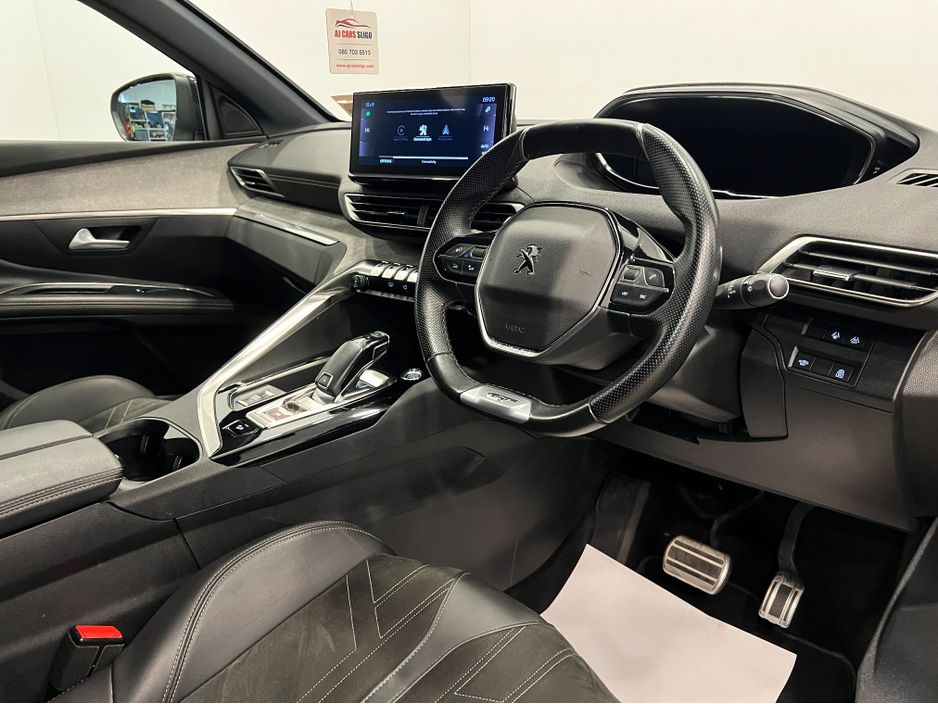 2021 Peugeot 5008