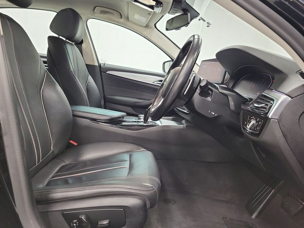 2021 BMW 5 Series