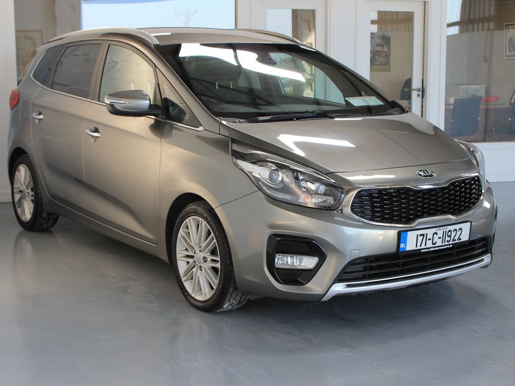 2017 Kia Carens