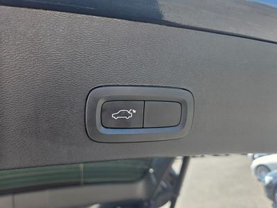 2022 Volvo XC40