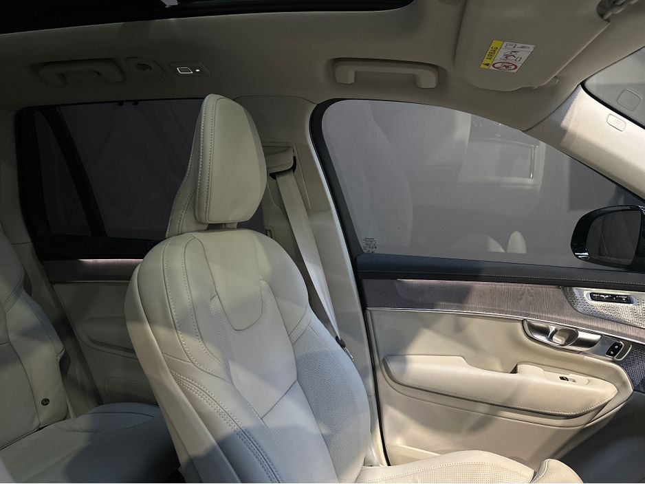 2025 Volvo XC90