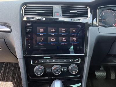 2019 Volkswagen Golf